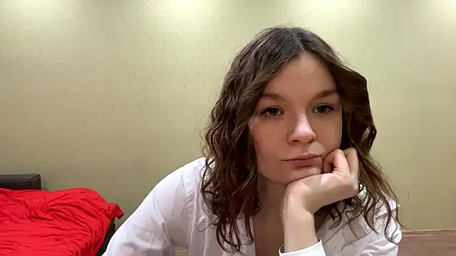 AliveCute online show from March 12, 5:37 pm