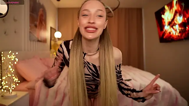 Mila Murr online show from March 11, 4:06 am