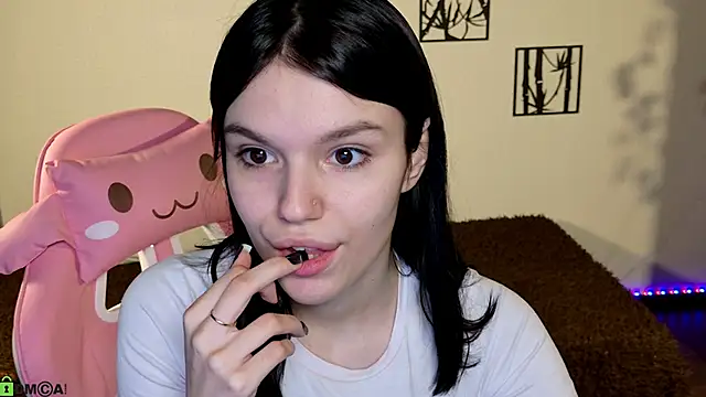 JanetCensley online show from March 22, 10:32 am