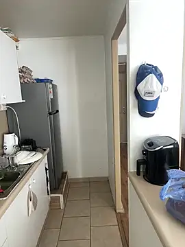 WHITEWOMEN 2 online show from March 5, 1:51 pm