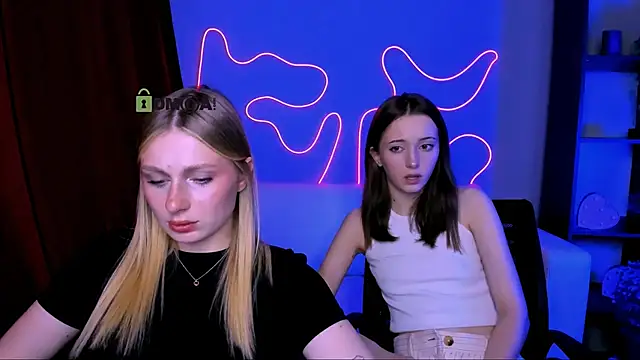 chloe ley online show from June 2, 7:37 pm