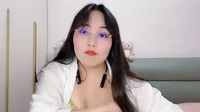 Susu-36E online show from April 12, 10:51 am