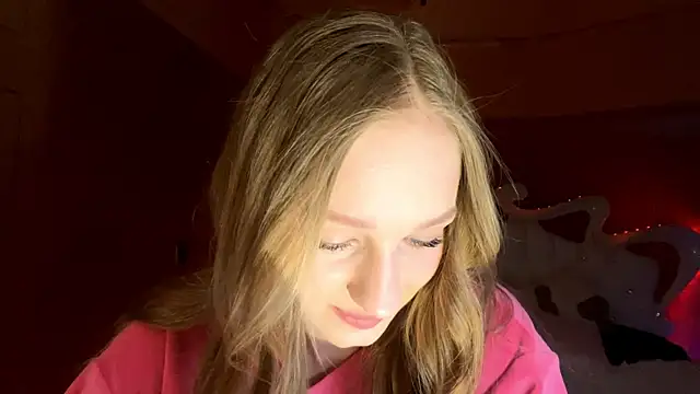 Anika Socutehe online show from April 17, 8:11 pm