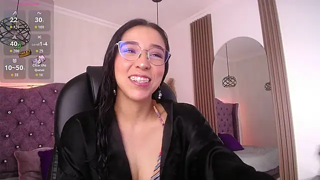 Amara Davis1 online show from May 31, 5:24 am