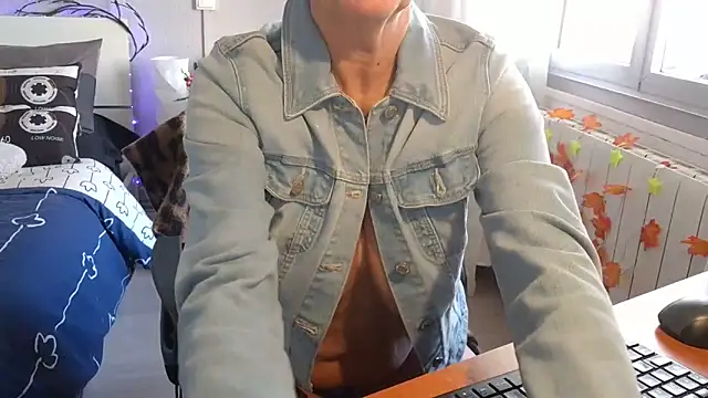 mariaplaya online show from March 1, 9:31 am