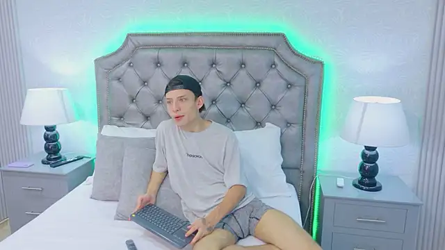 CherryAndDax online show from June 1, 12:51 pm