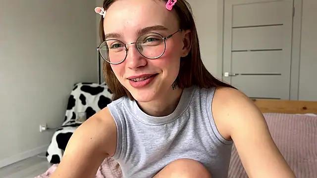 Lolatatee online show from March 24, 5:24 am