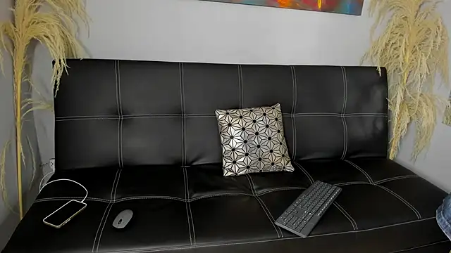 stefanny  26 online show from March 27, 7:25 pm