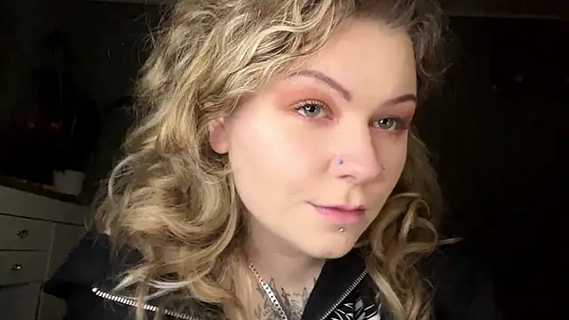 YoungAlina online show from March 28, 2:27 pm