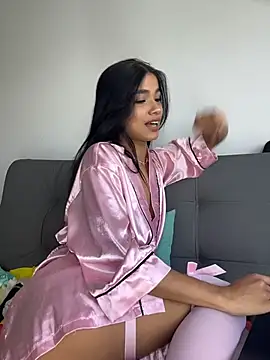 Bella Smithe online show from March 15, 1:57 pm