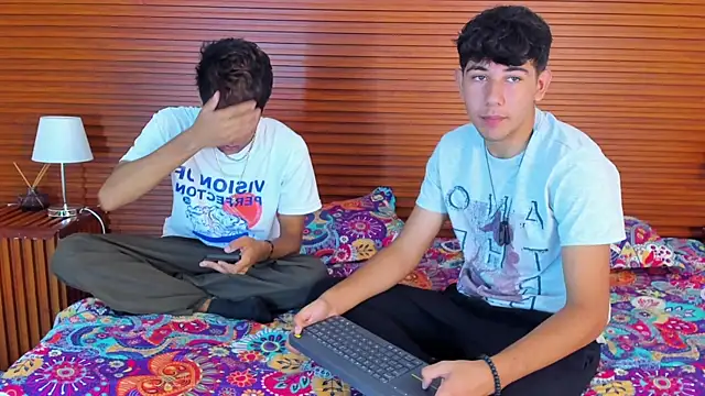 peakk twiinns online show from April 13, 11:44 am