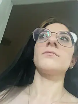 Mariyyumyums online show from April 18, 4:26 am