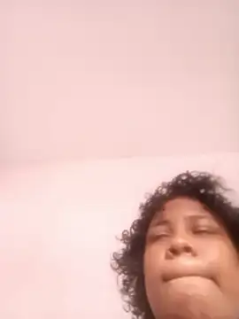 Bella Fire online show from March 3, 9:32 pm