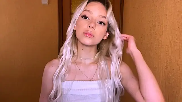 YawingSanguine online show from March 17, 9:13 am