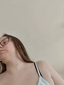 CelineThompson online show from May 24, 3:33 pm