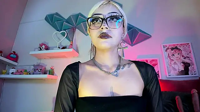 nemesis castel  online show from June 19, 2:31 pm