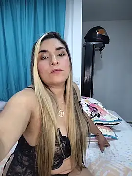 DulceAndChef online show from April 15, 6:47 am