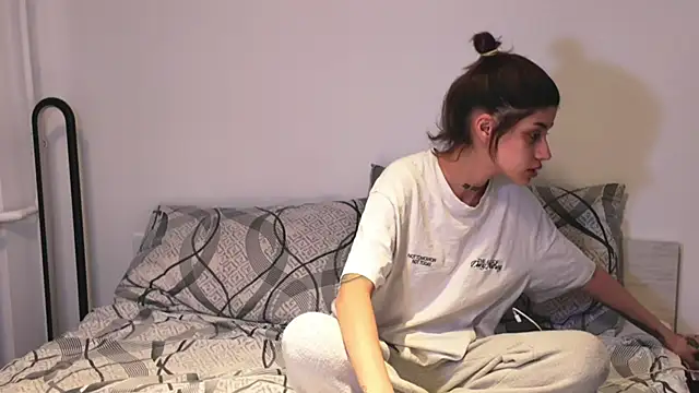 sweelexy online show from April 15, 12:33 am