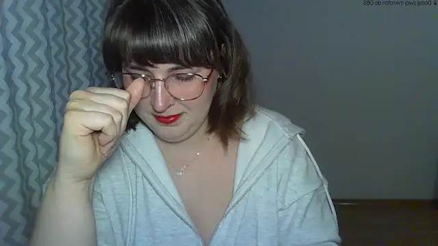 ClaraHard online show from April 20, 5:27 pm