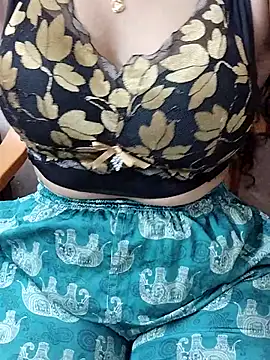 Sunitha28 online show from March 13, 5:58 pm