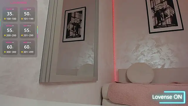 ZeynepX online show from April 6, 3:39 am