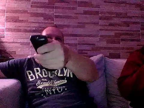 lustonfan online show from March 22, 12:27 am