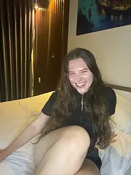 KristieKitty online show from April 5, 6:07 pm