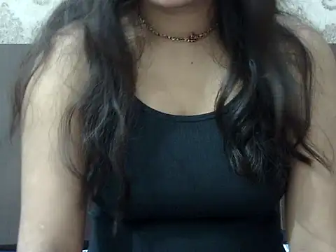 JANVI 06 online show from June 11, 8:33 am