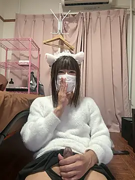 saku shiratama online show from March 28, 1:10 pm