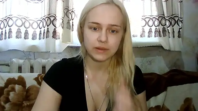 Barbie   girl online show from April 7, 5:53 am