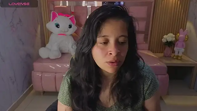 sara tellez s online show from July 7, 7:23 am