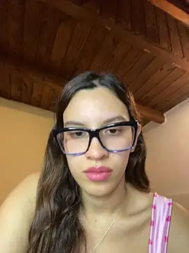 Ashleykitty00 online show from July 14, 5:45 am