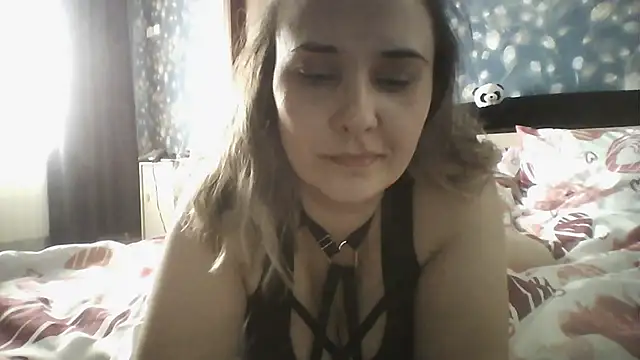 Alisa07qw online show from April 22, 8:11 am