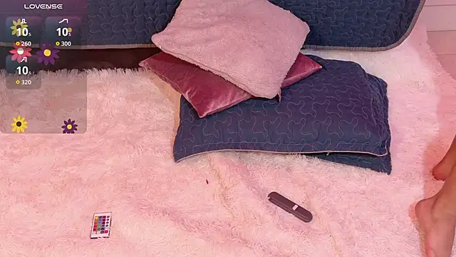 LorenaDuval online show from May 28, 3:15 am