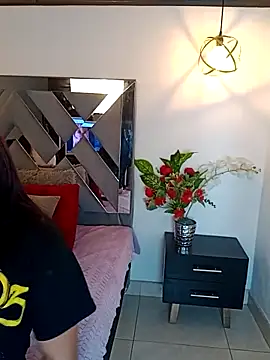 Liily Foxxy online show from March 29, 11:09 am