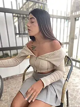 Electra Pinkk online show from March 14, 2:51 pm