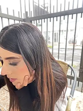 Electra Pinkk online show from March 30, 1:44 pm