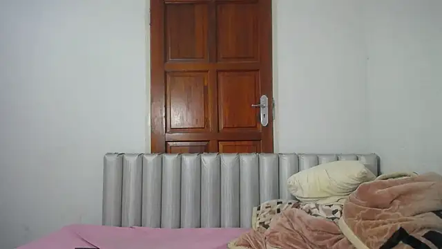 JoycyQueen online show from April 18, 8:31 pm