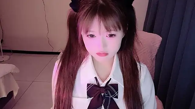 winnie-ww online show from May 1, 12:52 pm