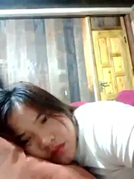 YAONIKUTE online show from April 22, 3:47 am