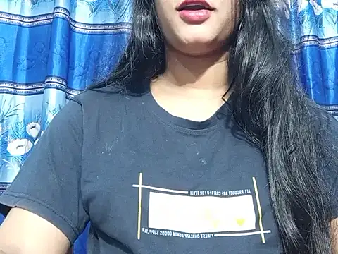 Emma 4433 online show from March 17, 4:44 pm