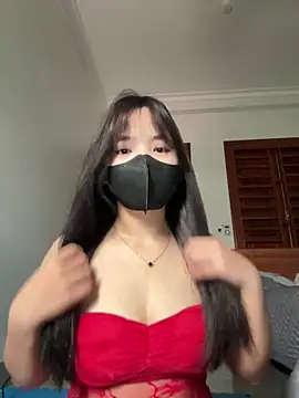 VyVy18 online show from April 21, 5:47 am