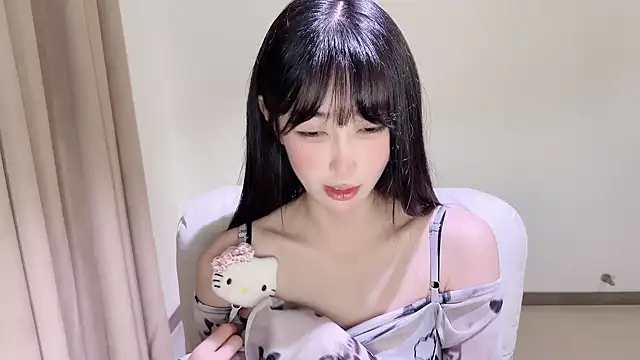 xiaooyee online show from June 16, 1:34 pm