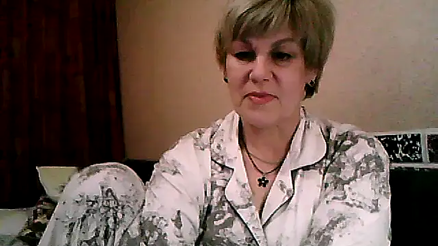 TatkaYang online show from May 4, 7:39 pm