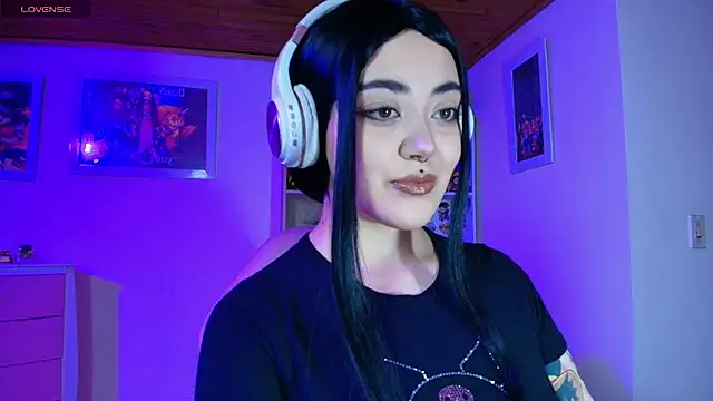 Nanachi uwu online show from April 16, 8:03 am