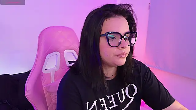 its persy online show from March 30, 11:37 pm