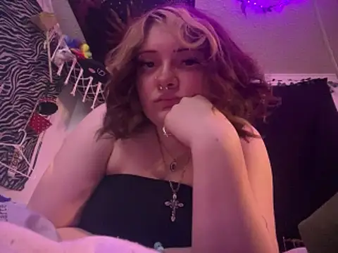 miabby20 online show from April 24, 5:21 am