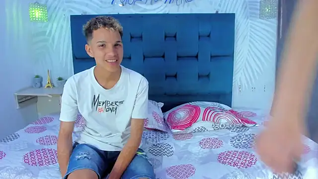 Only3Trio online show from March 27, 6:19 pm