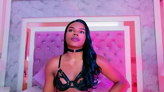 Gisela Valencia online show from April 7, 5:09 am