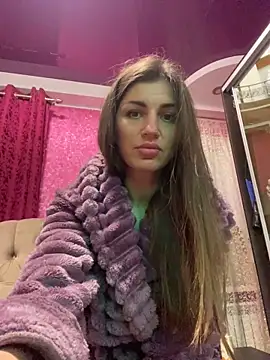 GlamXX online show from March 16, 9:30 pm